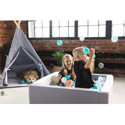 Piscina infantil cuadrada de bolas 300 piezas cuadrado ecocuero